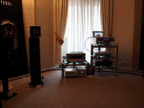 Vienna acoustics @ VTL @ What Hi Fi Show 2014 Iris 3-5 October