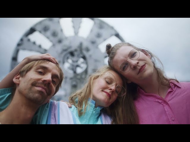 Video zu 'Kein Schöner Land' ansehen Video zu 'Kein Schöner Land' ansehen