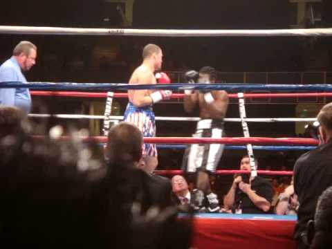 Kermit Cintron vs. Lovemore N'Dou (round 1)