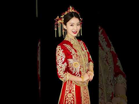中式婚礼秀禾服 Chinese wedding dress &ldquo;xiu he&rdquo;