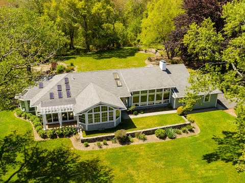 418 Poppasquash Rd Bristol, RI 02809 by Tony Lanni Realtor #1 Luxury Home Specialist in Rhode Island