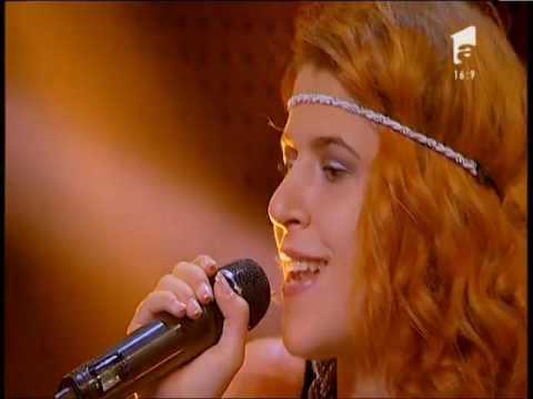 Frank Sinatra - ”That's life”. Vezi aici cum cântă Ilinca Maria la X Factor!