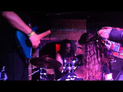 Nunslaughter : Complete Show Live In Paris