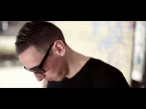 Koala vs. EminemEquivalent - VR1 - VBT 2013