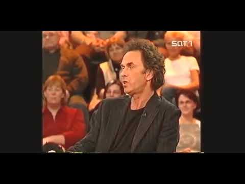 Basti und der Kofferraum 🤣👍 / #GenialDanebenFrüher