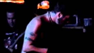 killswitch_engage-04-irreversal_(davie_fl_08-05-2001)