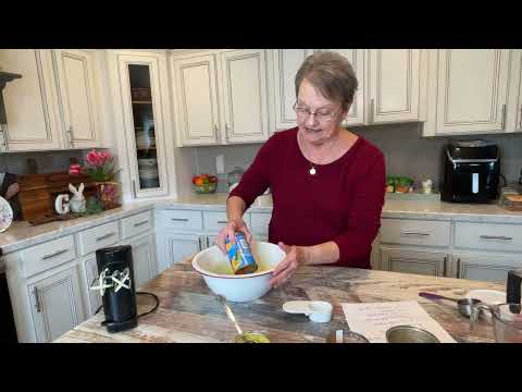 Frog Eye Salad | Unusual name for a dessert salad | Cooking out of a Salad cookbook with Mama Sue