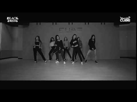 Seungyeon & Eunbin’s bounce in Black Dress