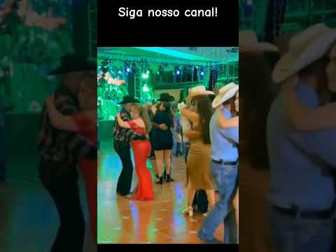 Vamos dança Forro #passossertanejos #Mamonas #roça #vidanaroça #minasgerais #vidareal  #mulherbonita