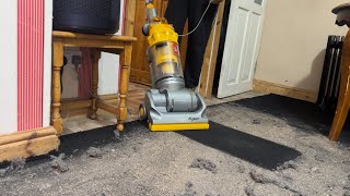 2004 Dyson DC14 Basic vacuum cleaner - Performance Testing