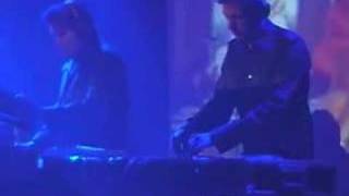 Thievery Corporation live video- Heaven&#39;s Gonna Burn Your Ey