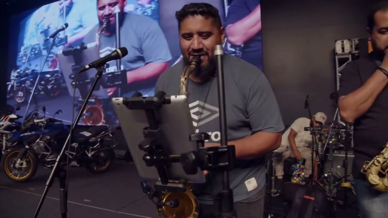 CEM OVELHAS - JOSUÉ LOPEZ E ISRAEL FRASER