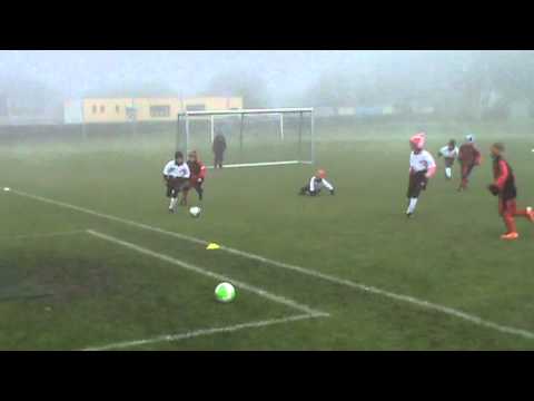 TJ Praga Praha-SK Horní Měcholupy (1.hřiště 10:2 ) - 2.třetina : (5:0)