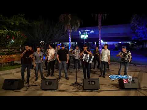 Grupo Tr3s60 Ft. Banda Renovacion - Seguimos Laborando (En Vivo 2019)