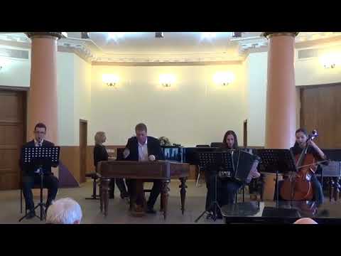 В. Дмитренко  «Коло ватри», 2017 рік.