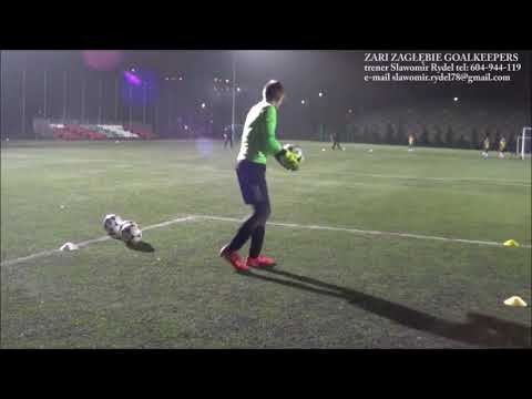 Obserwacja techniki i sprawności ogólnej bramkarza. Testy. Zagłębie Sosnowiec  SR