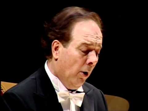 Ferruccio Furlanetto sings Der Lindenbaum (Winterreise)