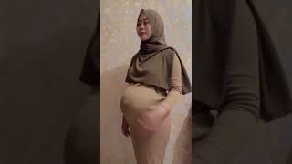 Download lagu #bumil #cantik #hijab #goyang #viral mp3 Download lagu #bumil #cantik #hijab #goyang #viral mp3