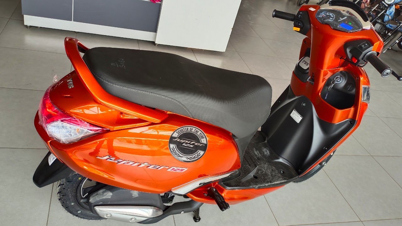 Watch video Ye Hai 2022 New TVS Jupiter 125 Top Model Review | On Road price New Update Features Mileage Now Ye Hai 2022 New TVS Jupiter 125 Top Model Review | On Road price New Update Features Mileage