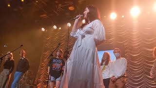 Lucy Dacus ft. Phoebe Bridgers, Bartees Strange... - Going Going Gone (live Brooklyn 10/26/2021)