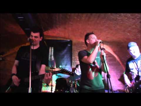 Laura Lucie revival -Mit te sam