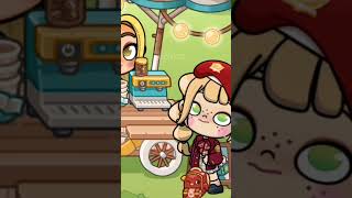 Beacon University Avatar World student having coffee and a cookie 🥰