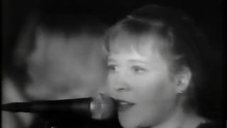 Throwing Muses - Counting Backwards & Two Step (live on The Late Show 1991)