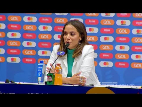 Anitta fala sobre cantar ao lado de Pedro Capó na final da Copa América 2019