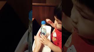 5分ぐらい遊んでた。#shorts #赤ちゃん #赤ちゃんのいる生活 #baby #かわいい