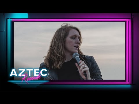 The Lightning Kids - Lost (Official Music Video) [Synthpop - Nostalgic - Retrowave]