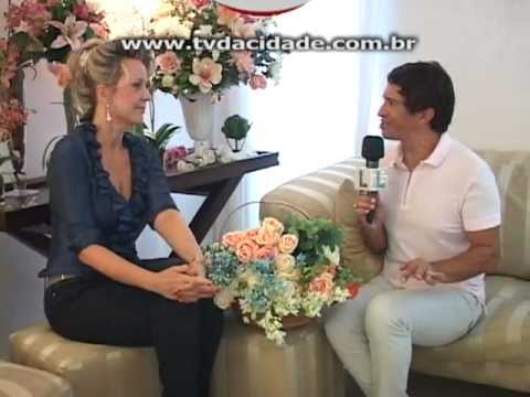 Aplauzzo 03-10-12.mpg - CYNTHIA GRUNWALD - ARRANJOS PERMANENTES