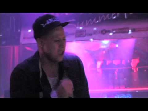 OneHotMinit - "Booty Bounce" (Feat. D-Spillz & SleepaMan)