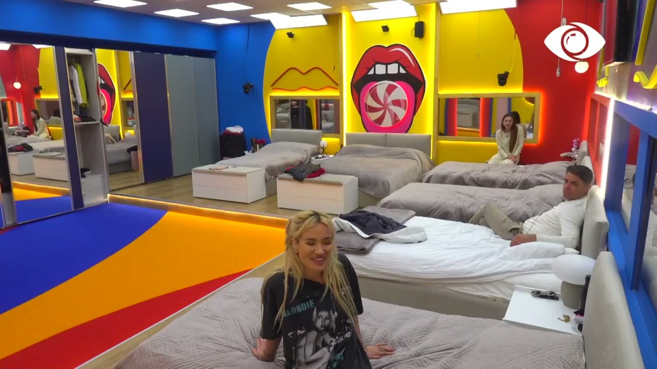 Kristi ftoi Keisin të hidhen në pishinë bashkë, banorët: Ti e ke qejf