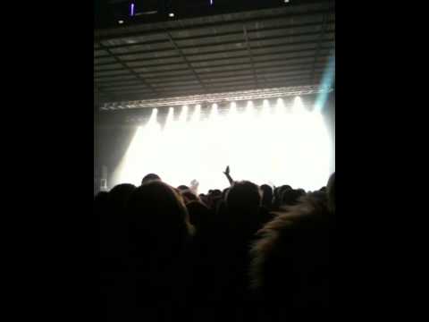 Ez3kiel vs. Hint - Dub Riot @Rocher de Palmer