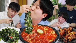 Download lagu Sambal dari Kalimantan membuat Cowok Korea makan BAR-BAR-BAR-BAR!!🤣 #3 mp3