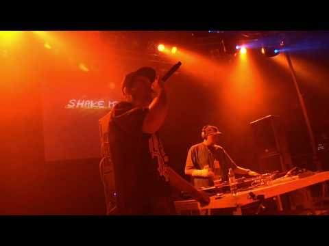 Simon Sayz feat. MC Antone & Rastamaniek (29.X.09 Stodola, Warsaw PL)