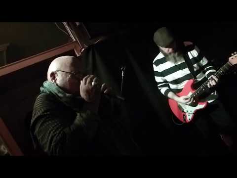 Greg & Paddy play the Blues feat. PeeKay - COLD COLD FEELING