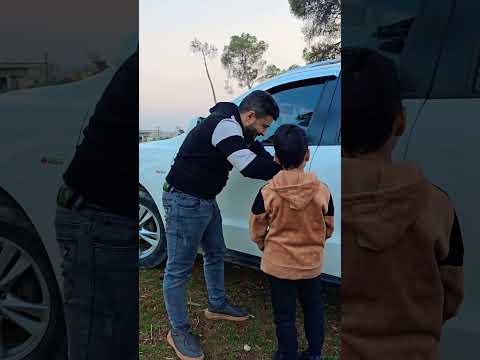 سياره ما عم تفتح شو ساوي