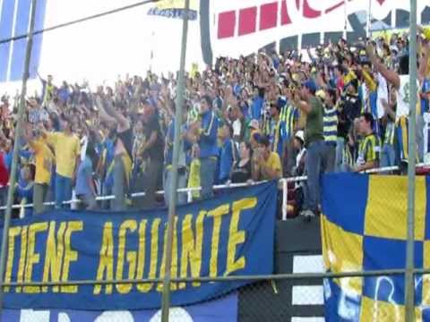 "LA HINCHADA DE LUQUEÑO EN EL DEFENSORES" Barra: Chancholigans &bull; Club: Sportivo Luqueño