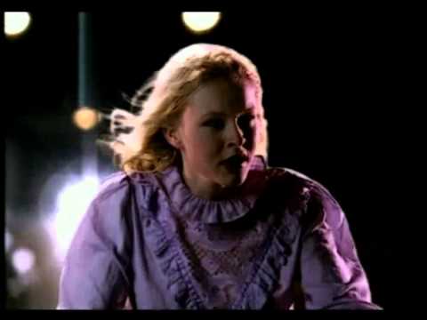 download lagu mp3 mp4 MISS KITTIN Mp3, download lagu MISS KITTIN Mp3 gratis, unduh video klip MISS KITTIN Mp3