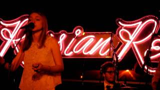 RUSSIAN RED &quot;THE SUN THE TREES&quot;