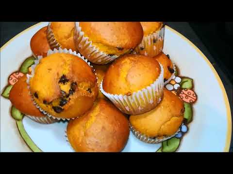 MUFFIN ALLA ZUCCA CANNELLA E GOCCE DI CIOCCOLATO SOFFICISSIMI. (SENZA UOVA)