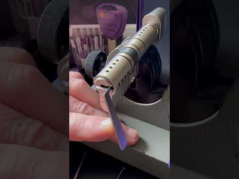 Abaro P600 picked.  #lockpicking #tool