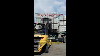 Quá trình nâng lô hàng tấm panel ALC EBLOCK lên xe Container tại nhà máy