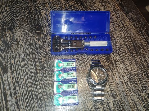 Как заменить батарейку в часах CASIO. How to replace the battery in the watch CASIO.