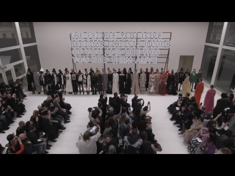 VALENTINO WOMEN'S FALL/WINTER 2019-20 SHOW