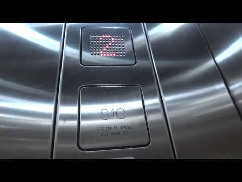 Retake - Schindler traction scenic elevators at Azrieli Square Tower in Tel Aviv