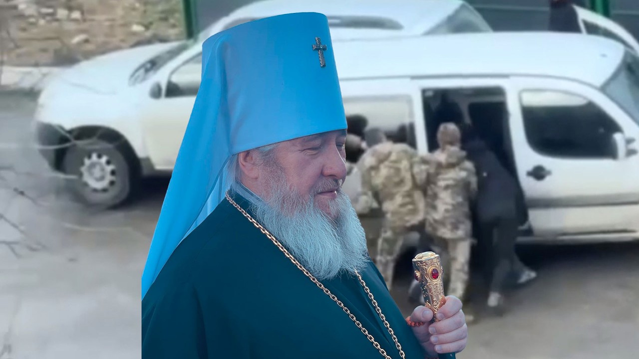 Они выволокли из машины митрополита и священников и начали избивать Божьих ?