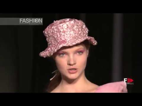 MOSCHINO CHEAP&CHIC Spring Summer 2012 Milan - Fashion Channel