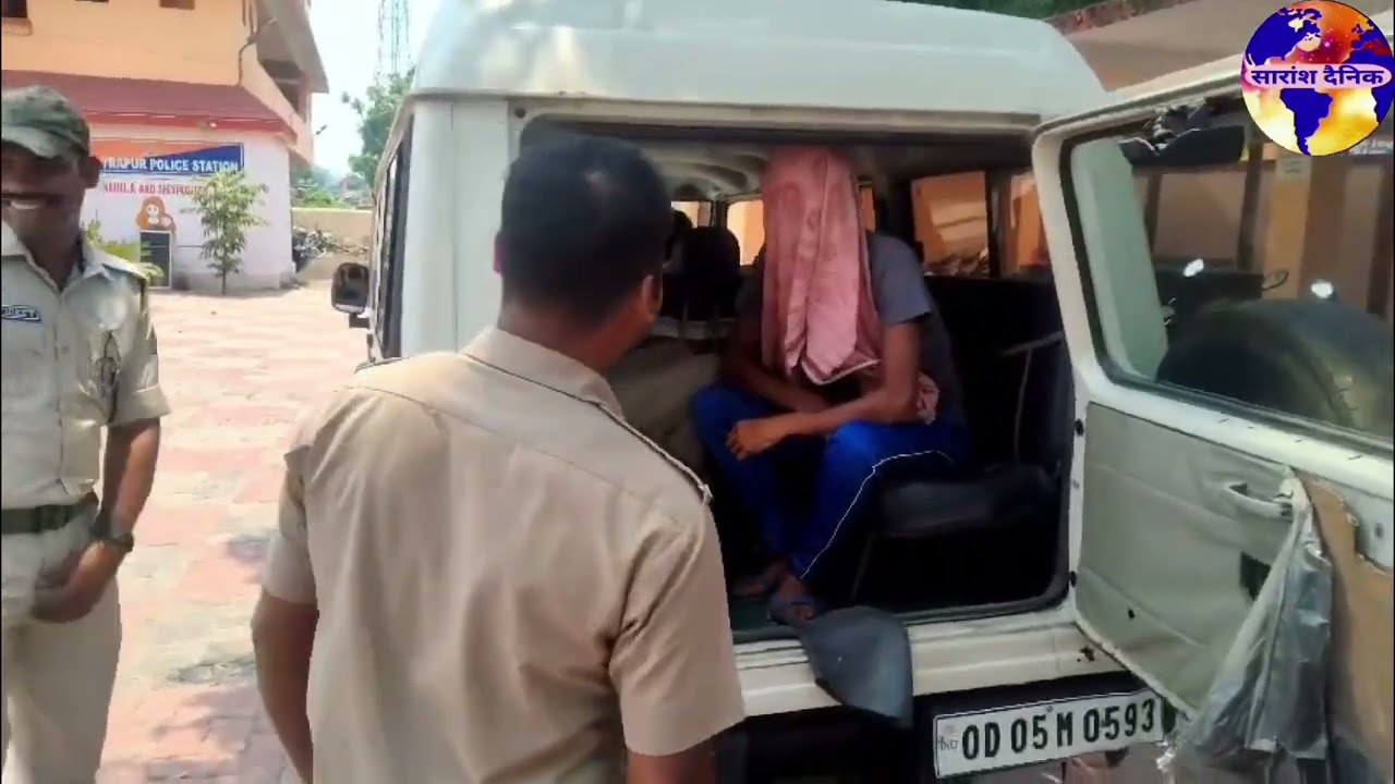 पति ने पत्नी को कुल्हाड़ी से किया घायल